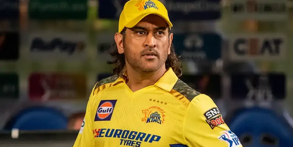 ms dhoni likely to visit london for muscle tear treatment to decide on ipl future after surgery sportstiger 1716215540572 original e1716279039567