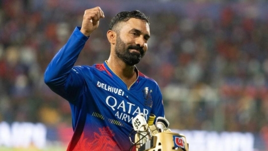 Dinesh Karthik e1725012197116