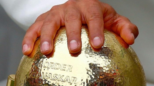 border gavaskar trophy 1